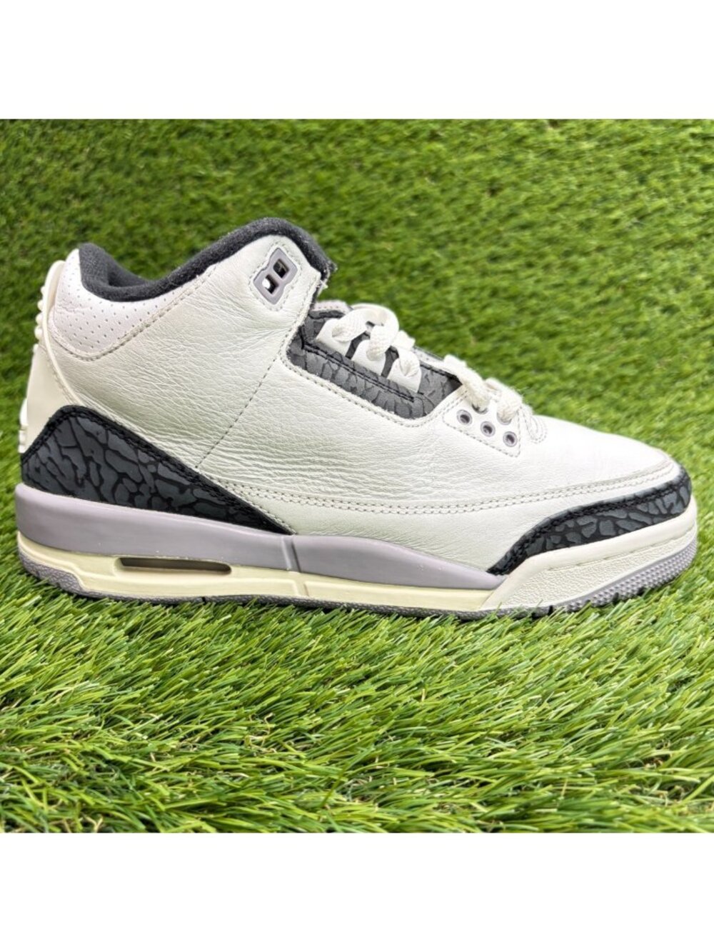 Nike Air Jordan 3 Retro GS Boys Size 6Y White Black Basketball Shoes Sneakers